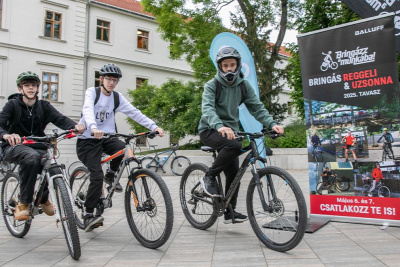 Tavaszi Bringás Uzsonna: kerékpár, kakaós csiga, közösség (+ galéria)