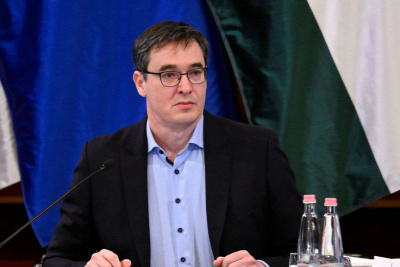 Karácsony Gergely a védelmébe vette Kollár Kingát